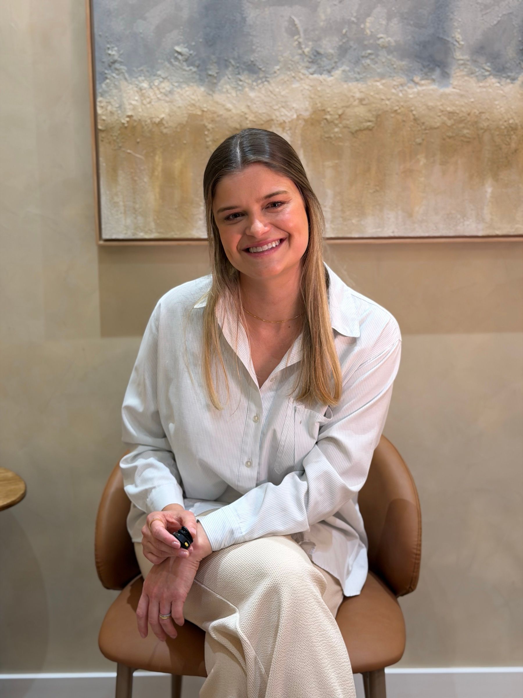 Retrato da Dra. Louise Costa, ginecologista e obstetra